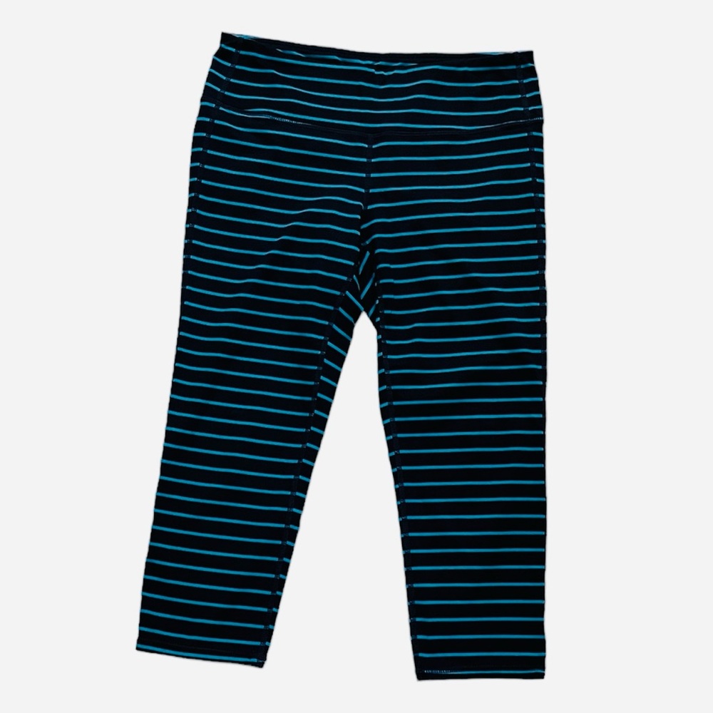 Athleta M capri leggings stripes